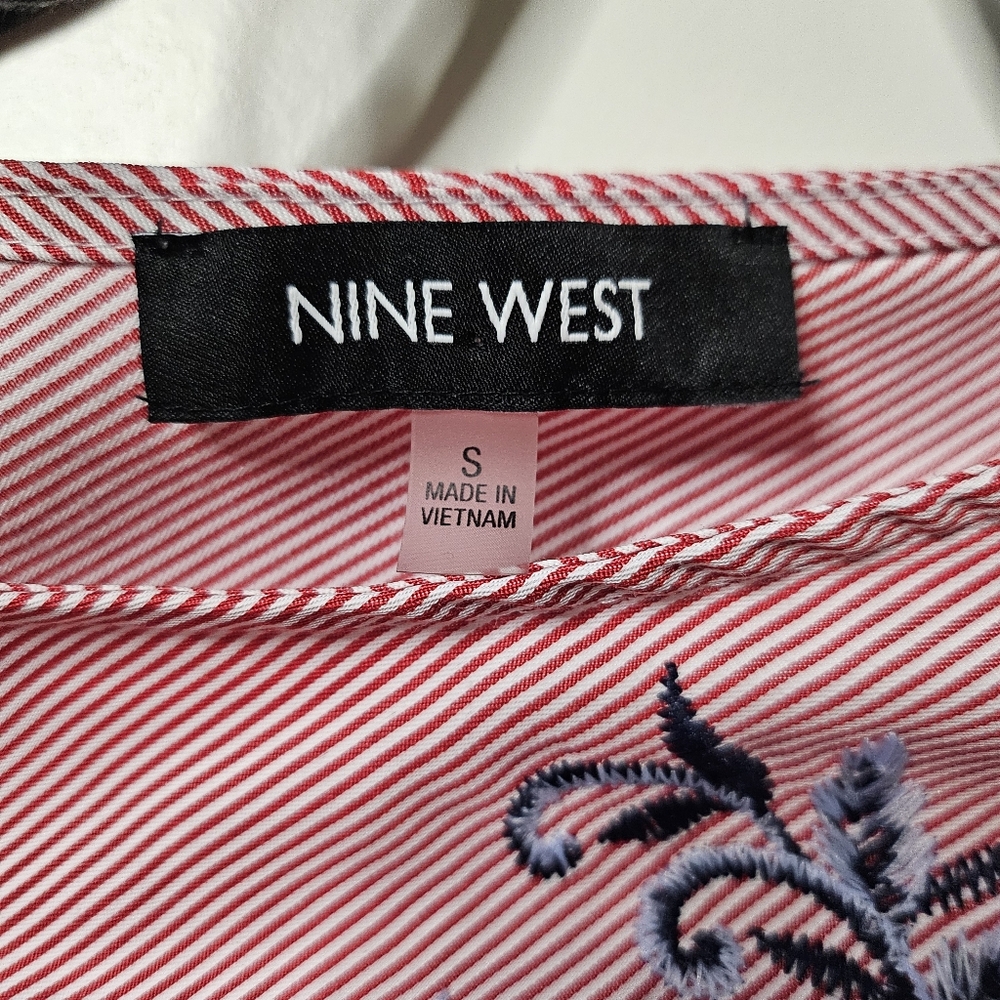 Nine West Blouse Small White Striped Embroidered Bell Sleeve Tie Back Prairie - Picture 9 of 14